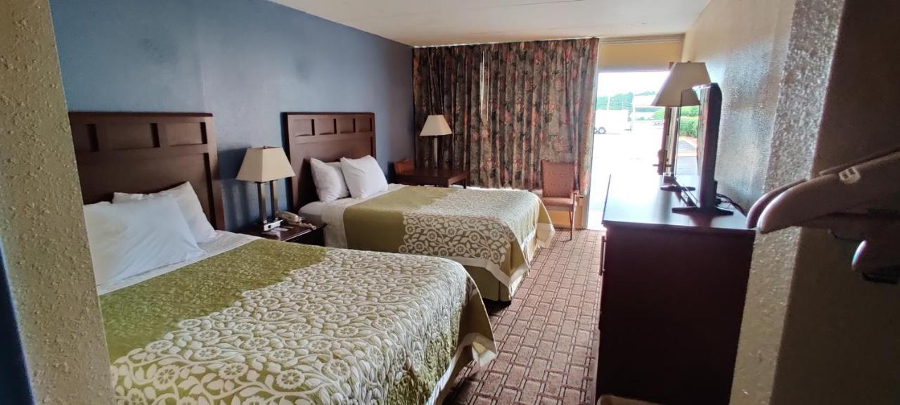 Days Inn By Wyndham Dickson Zewnętrze zdjęcie
