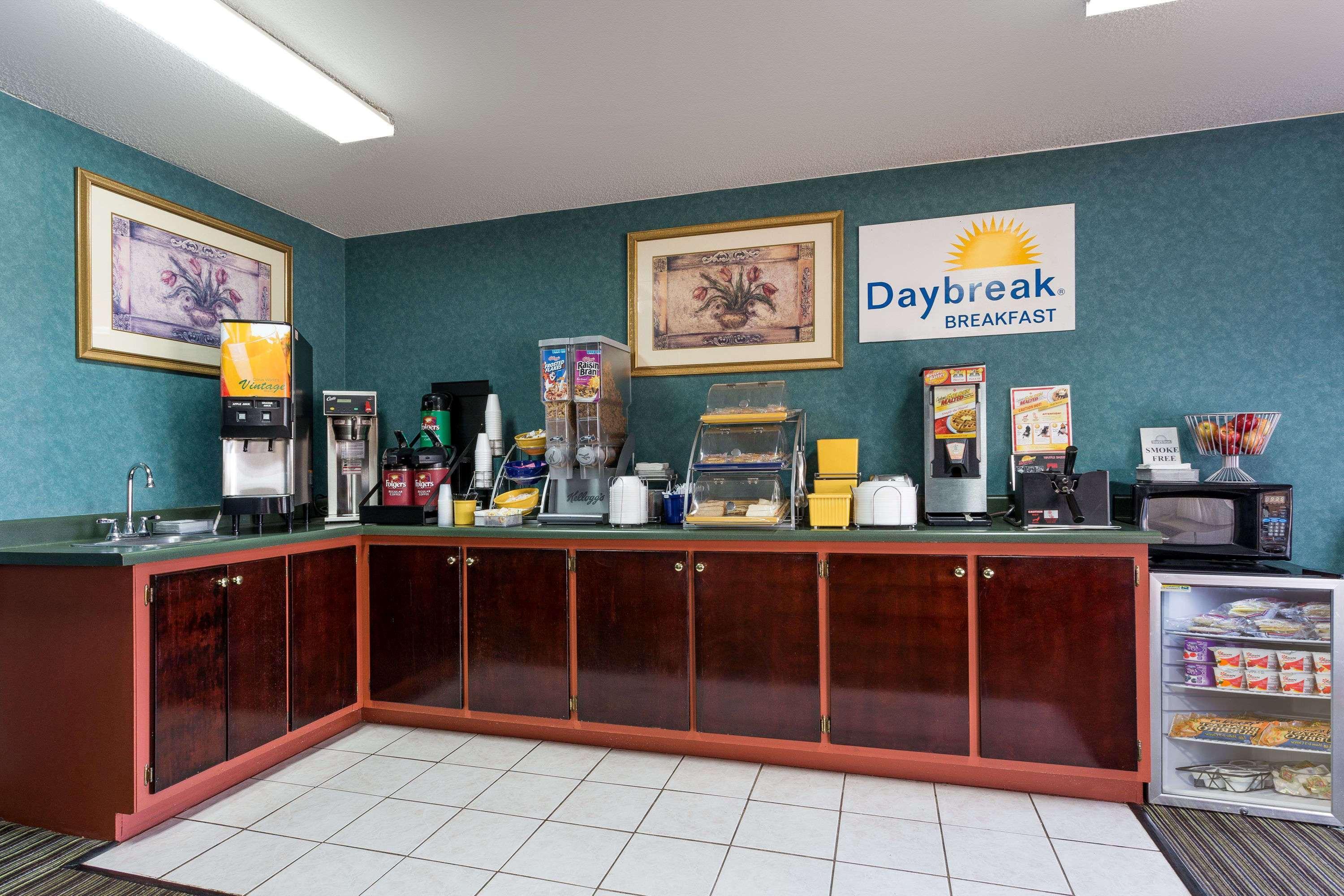 Days Inn By Wyndham Dickson Zewnętrze zdjęcie